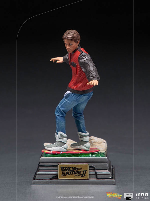Marty McFly on Hoverboard - Back to the Future - Iron Studios BDS Scale 1:10 Scale Statue