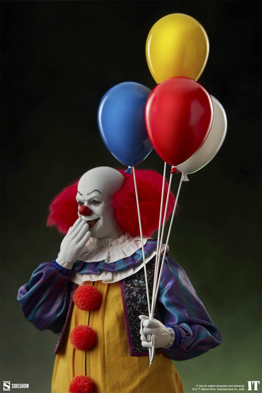 Pennywise - IT -  Sideshow 1/6 Scale Figure