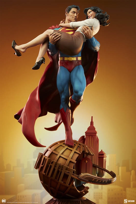 Superman and Lois Lane Diorama - DC Comics - Sideshow Statue