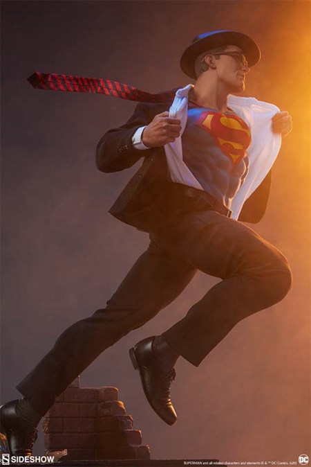Superman™: Call to Action - DC Comics - Sideshow Premium Format Figure