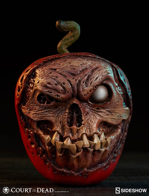 Skull Apple - Rotten Version - Court of the Dead - Sideshow Prop Replica
