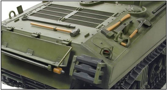 M4A3 105mm Howitzer Tank / M4A3(75)W (2 in 1) w/M2 - Dragon Models