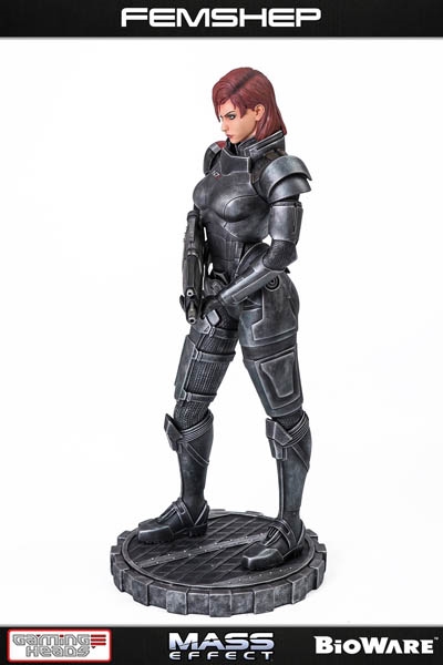 Femshep - Mass Effect - Statue - Gaming Heads