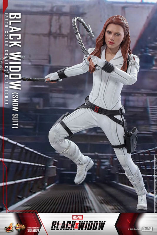 Black Widow Sixth Scale Collectible Figure by Hot Toys