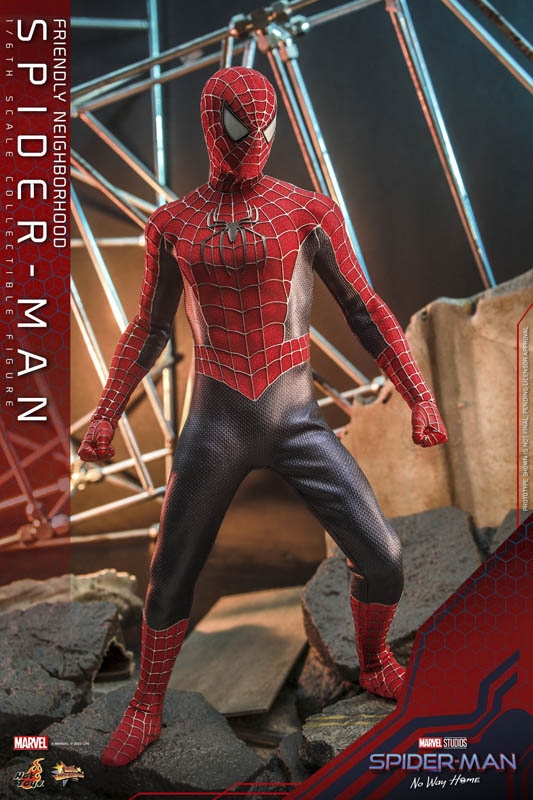 Friendly Neighborhood Spider-Man Sixth Scale Figure by Hot Toys