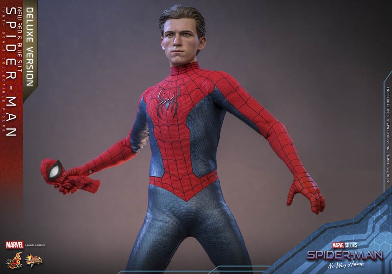 Spider-Man (New Red and Blue Suit) Sixth Scale Figure