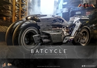 Batcycle - The Flash - Hot Toys MMS704 1/6 Scale Figure