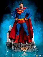 Superman Unleashed Deluxe - Iron Studios 1/10 Scale Statue