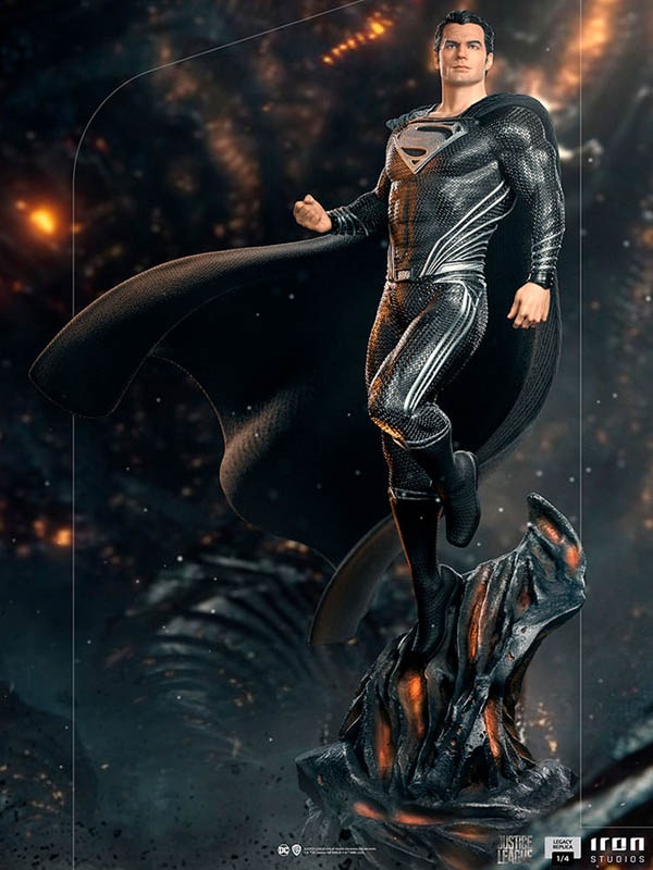 Superman Black Suit - DC Comics - Iron Studios Statue