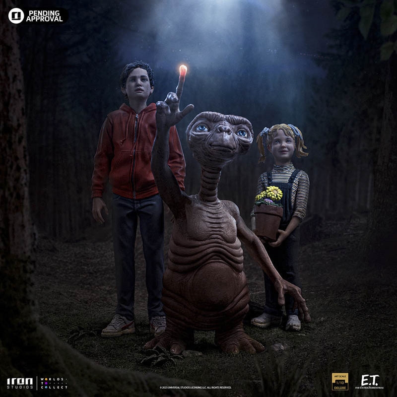 ET The Extra-Terrestrial, Elliot, and Gertie Deluxe - Iron Studios 1/10 Scale Statue