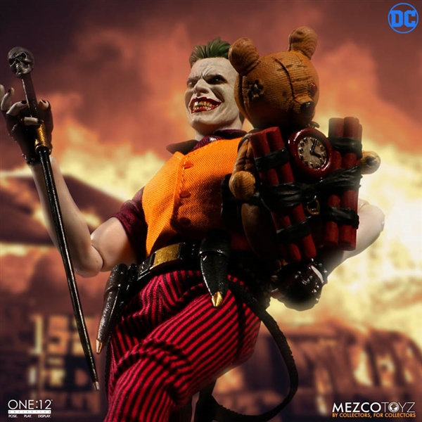 In STOCK Mezco One 12 DC Joker The Clown Prince Action Figure 