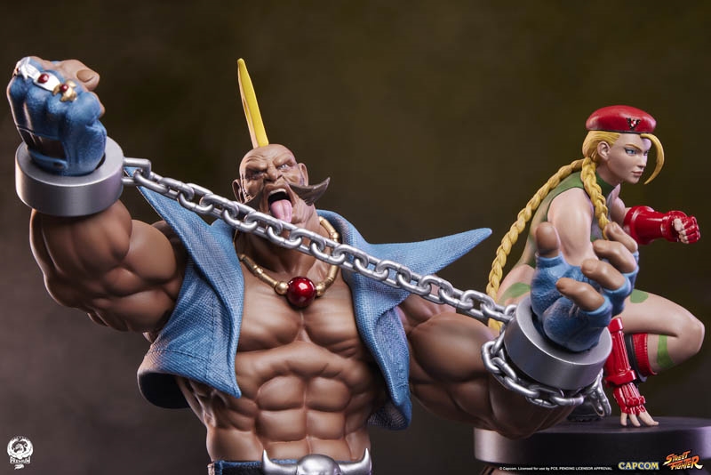 Akuma Street Fighter - Gold Exclusive Statue by PCS