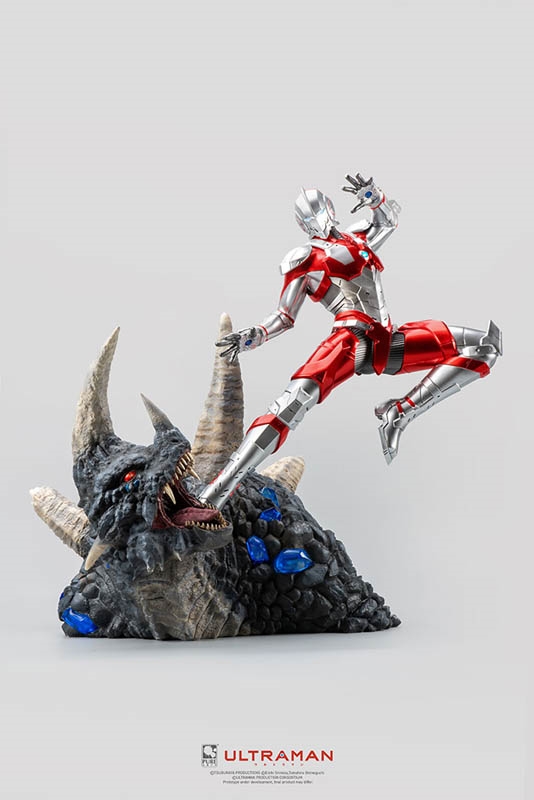 Ultraman vs Black King - Pure Arts 1/4 Scale Statue