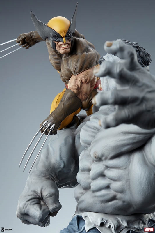 Grey Hulk vs Wolverine - Marvel - Sideshow Premium Format Figure