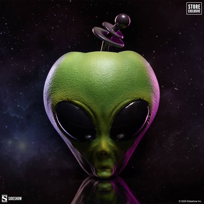 Alien Apple Green Variant - Sideshow Collectibles