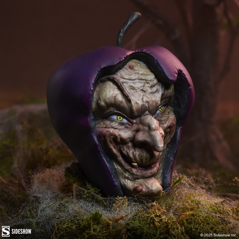 Witch Apple (Green Variant) - Sideshow Collectibles