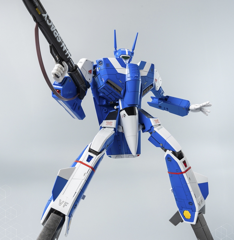 ROBO-DOU ROBOTECH VF-1J Veritech (Max Sterling) - Threezero Collectible Figure