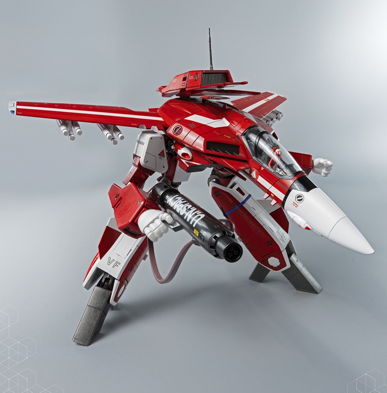 ROBO-DOU ROBOTECH VF-1J Veritech (Miriya Sterling) - Threezero Collectible Figure