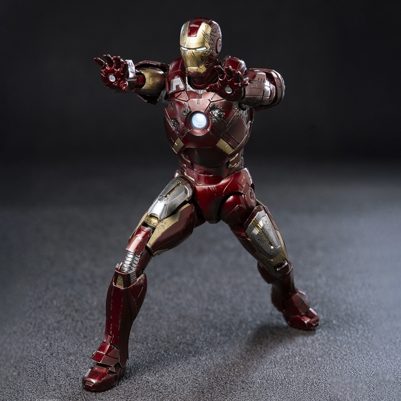 DLX Iron Man Mark 7 (Battle Damaged) - Marvel - Threezero DLX Figure